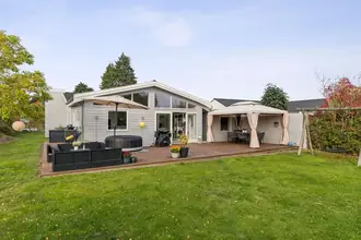 Villa på Bredholtvej 38, 2650 Hvidovre