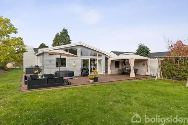 Villa på Bredholtvej 38, 2650 Hvidovre