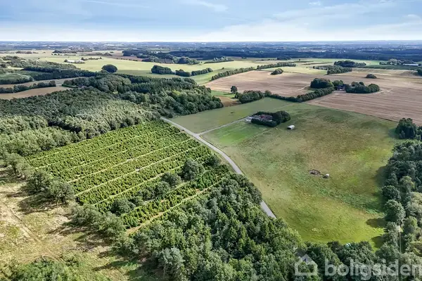 Landejendom på Gl. Møllevej 33, 7323 Give