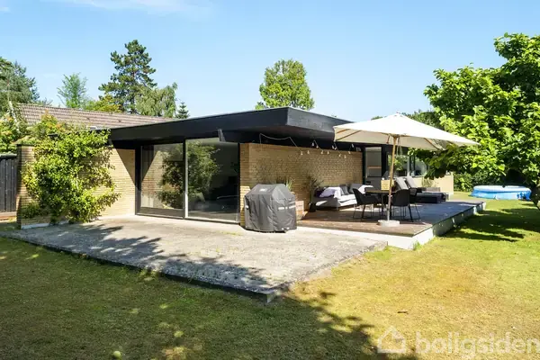 Villa på Jernbane Alle 100, 3060 Espergærde