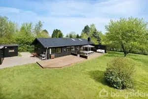 Fritidsbolig på Solsortevej 18, 3120 Dronningmølle