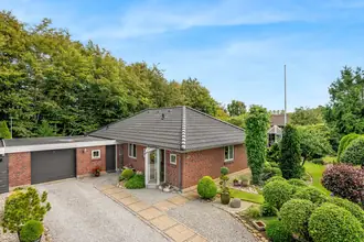 Villa på Kirkevej 50, Sejstrup, 6740 Bramming