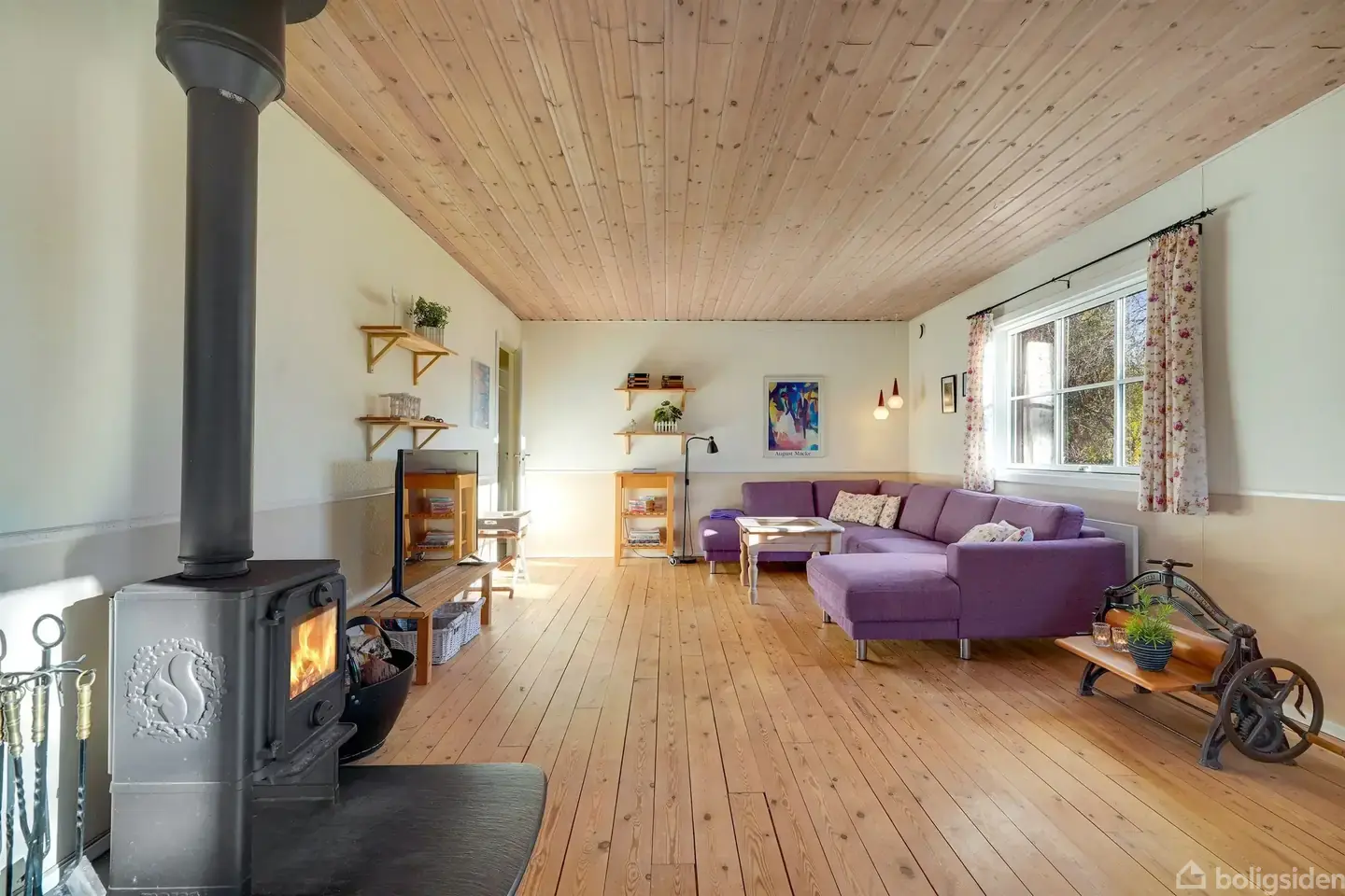 Stort sommerhus beliggende på en privat og unik naturgrund i Mommark - View 4