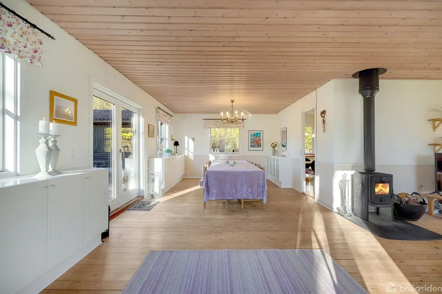 Stort sommerhus beliggende på en privat og unik naturgrund i Mommark - View 3