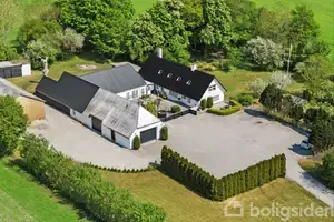 Landejendom på Robstrupvej 1, 8500 Grenaa
