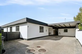 Villa på Søbredden 4, 3450 Allerød