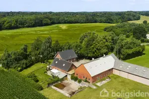 Landejendom på Krarupvej 4, 5771 Stenstrup