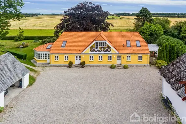 Landejendom på Råbhuivej 17, 9362 Gandrup