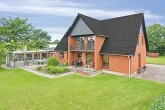 Villa på Jens Thise Vej 93, Thise, 9700 Brønderslev