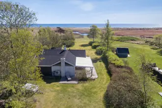 Fritidshus på Torndrupstrand 26B, 9370 Hals