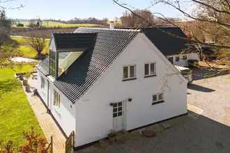 Landejendom på Kindvigvej 33, 4735 Mern