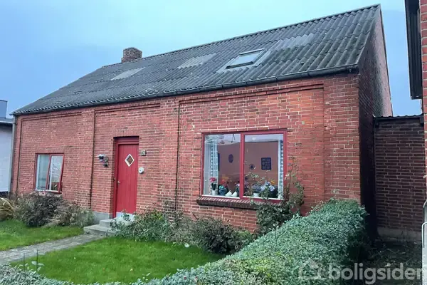 Villa på Holstebrovej 47, 7600 Struer