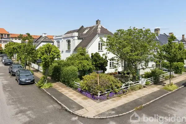 Villa på Hollands Allé 1, 2300 København S