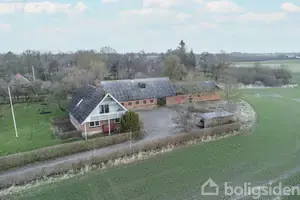 Landejendom på Vejlevej 215, 8700 Horsens