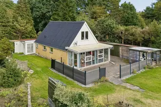 Fritidshus på Østre Klitvej 51, Fjellerup Strand, 8585 Glesborg