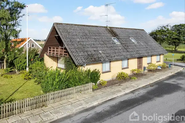Villa på Poulsvej 25, 9330 Dronninglund