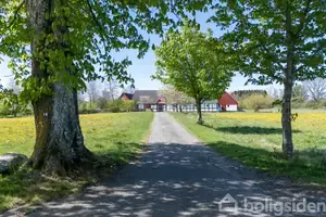 Landejendom på Risenholmsvej 14, 3760 Gudhjem
