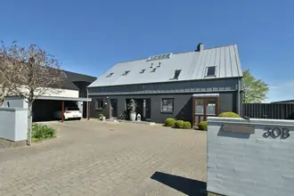 Villa på Skivevej 30B, 7451 Sunds