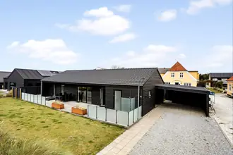 Villa på Augustvej 2A, 9480 Løkken