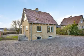 Villa på Hovedvejen 53, 8361 Hasselager