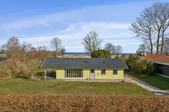 Fritidshus på Kystvejen 373, 4671 Strøby