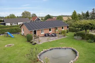 Villa på Nøddevænget 10, Dalby, 4690 Haslev