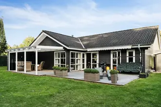Villa på Bækkebrovej 4B, 3220 Tisvildeleje