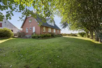 Landejendom på Storhedevejen 24, 8850 Bjerringbro