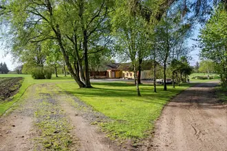 Landejendom på Riskærvej 3, 8800 Viborg