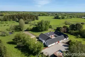 Landejendom på Karlebovej 78, 3400 Hillerød