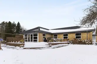 Villa på Lundshøjvej 19, Klemensker, 3782 Klemensker