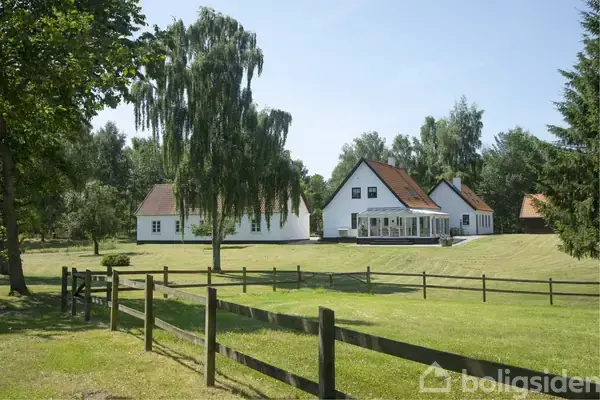 Landejendom på Stavnsholt Gydevej 97, 3460 Birkerød