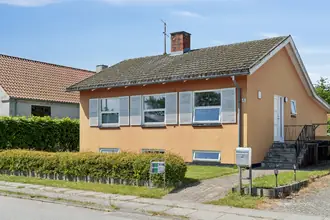 Villa på Skovvej 18, 9800 Hjørring