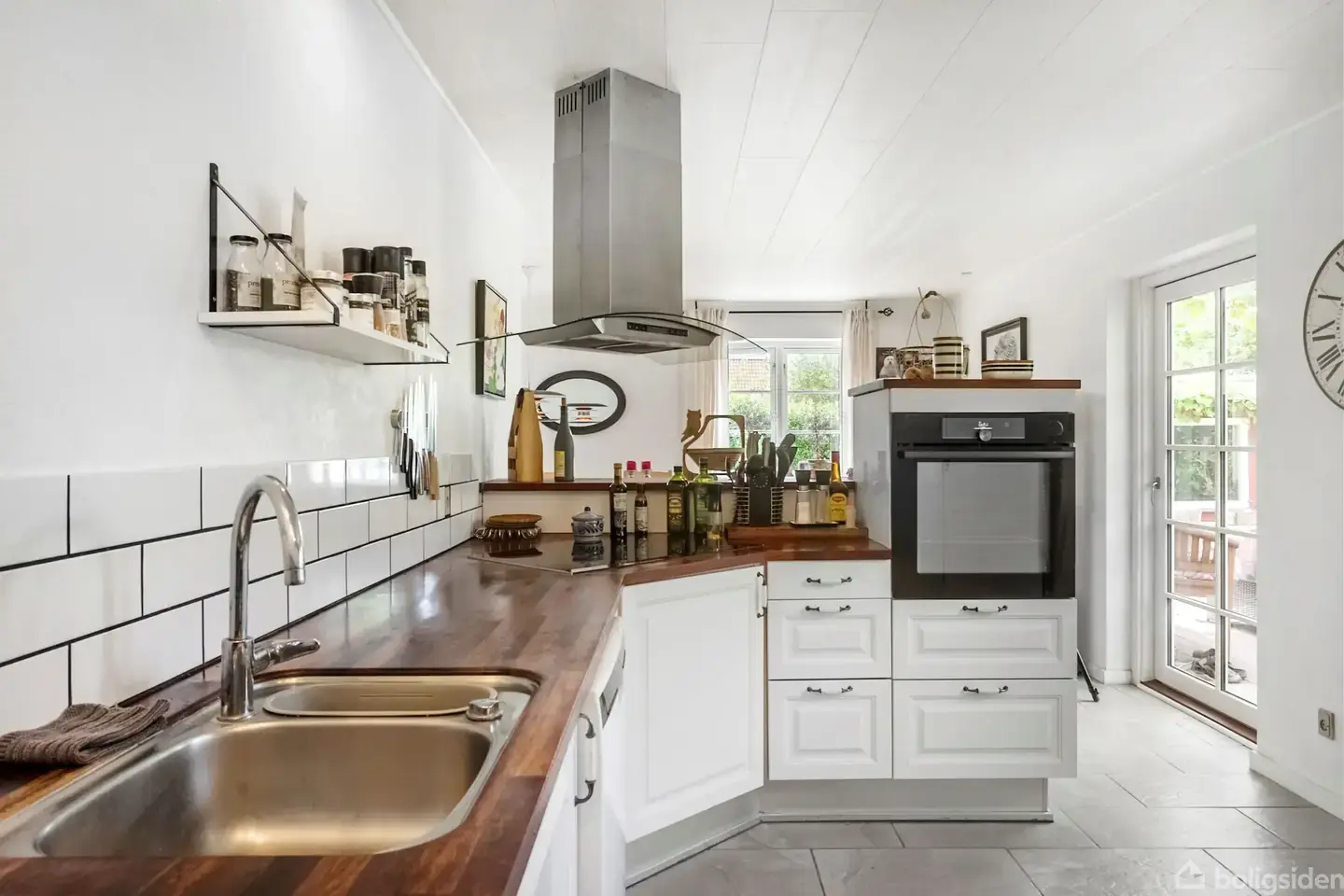 Villa på Stations Alléen 28, 4912 Harpelunde