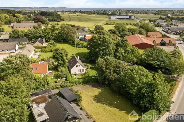 Helårsgrund på Mejlbyvej 8A, 8250 Egå