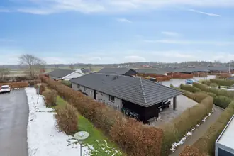 Villa på Nymarken 10, Gammel Viby, 4130 Viby Sjælland