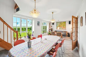 Villa på Ravnsøvej 9, Ravnsø, 6740 Bramming