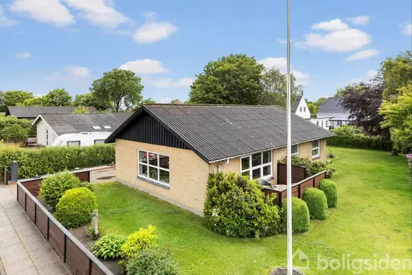 Villa på Gyvelvej 14, 9700 Brønderslev
