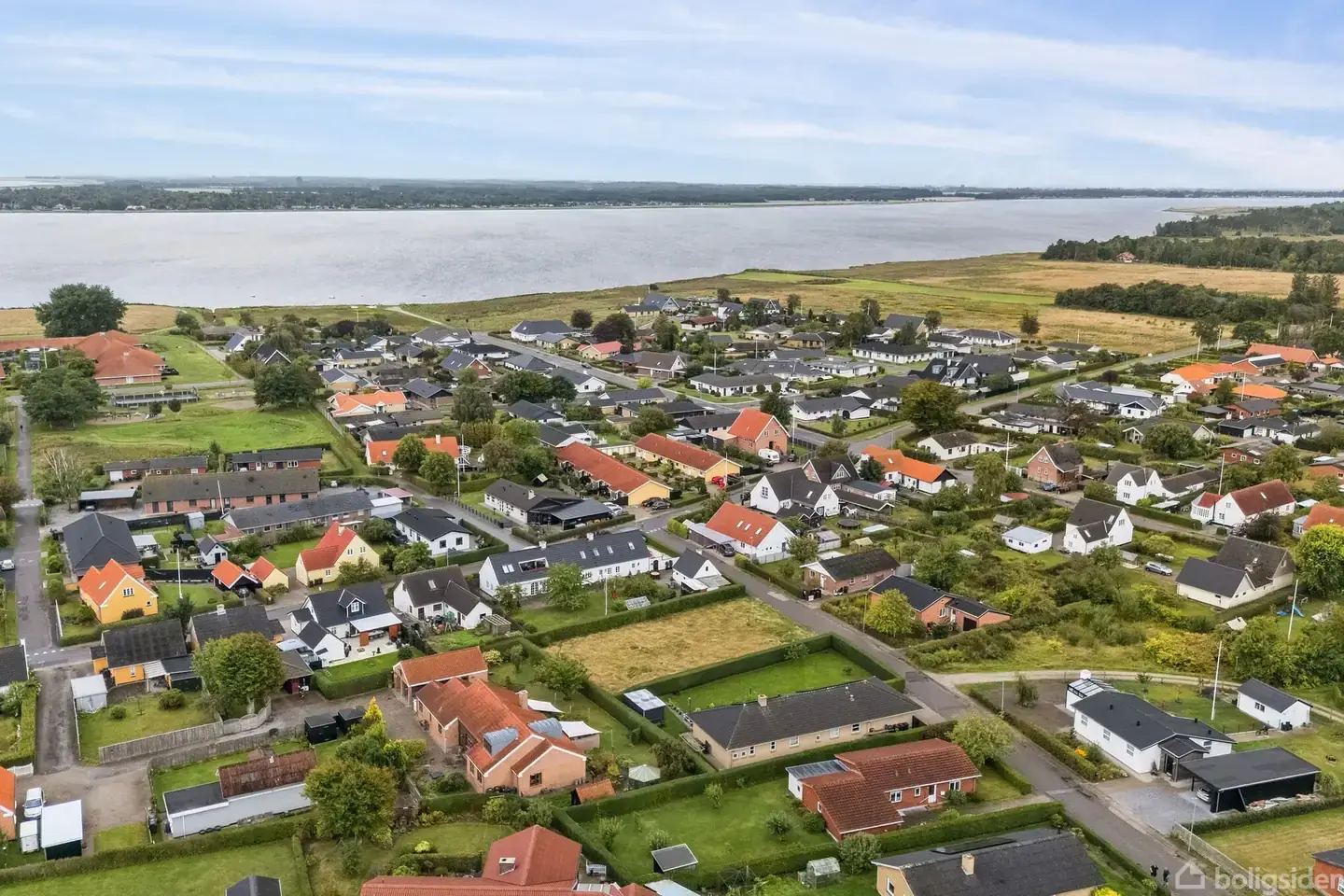 Helårsgrund på Damvej 11, 9370 Hals