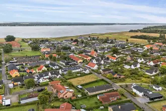 Helårsgrund på Damvej 11, 9370 Hals