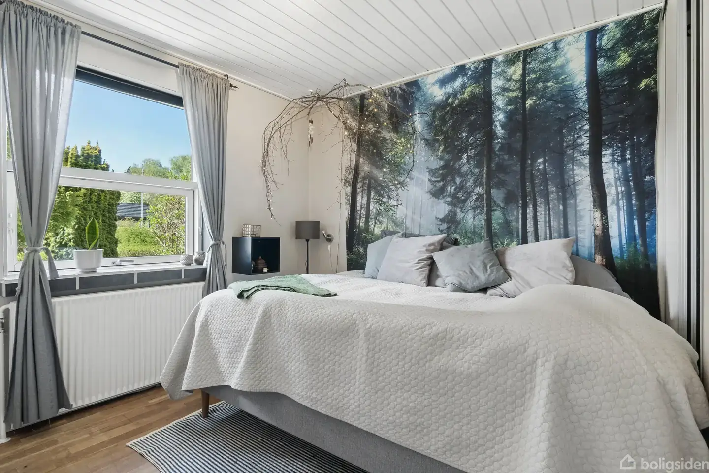 Rummelig villa med skøn udsigt til grønne omgivelser - View 5