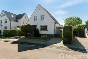 Villa på Jernbane Allé 33, 5250 Odense SV