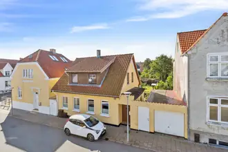 Villa på Klokagervej 52, 9800 Hjørring