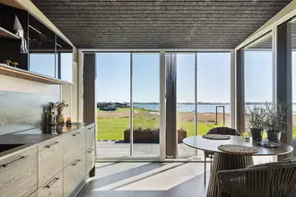 Fritidshus på Strandlysthuse 75, 5330 Munkebo