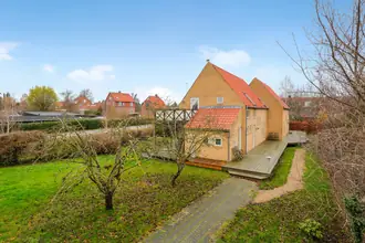 Snerlevej 10 Villa, Ejerlejlighed