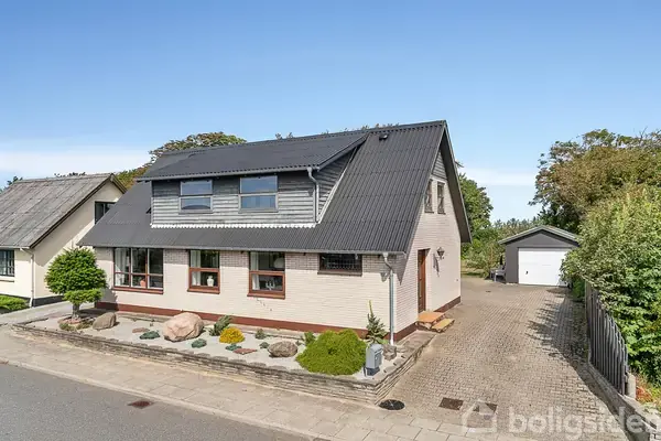 Villa på Præstegaardsvej 27, 9480 Løkken