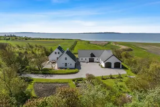 Landejendom på Rønbjergvej 156, Rønbjerg, 9681 Ranum