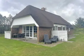 Fritidshus på Bilbergsvej 25, Bjerregaard, 6960 Hvide Sande