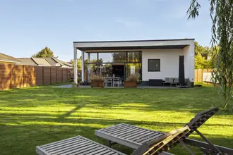 Villa på Holmehusvej 6, 2680 Solrød Strand