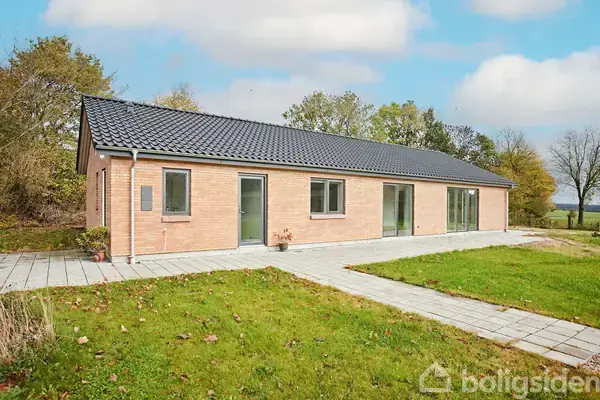 Landejendom på Silkeborgvej 317, 8700 Horsens